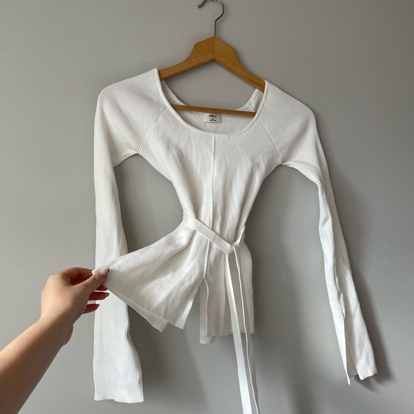 Wilfred white bell sleeve top - Picture 2 of 10